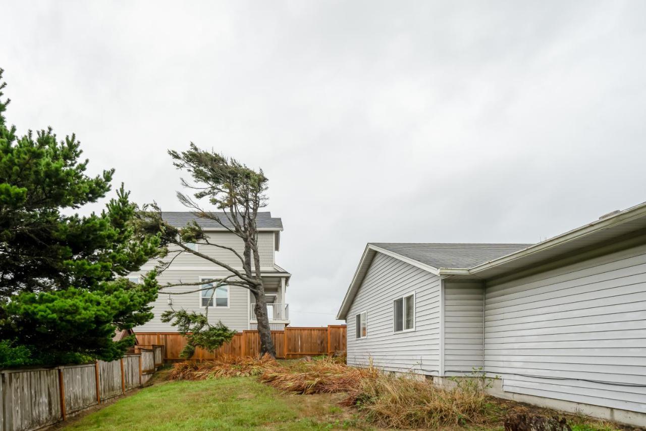 Captain Bill'S Beachhouse Lincoln Exterior foto